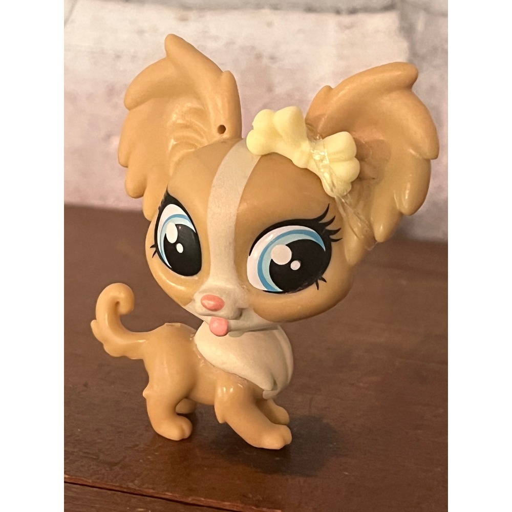Hasbro Littlest Pet Shop LPS Gigi LePouf Papillon Puppy Dog #3996